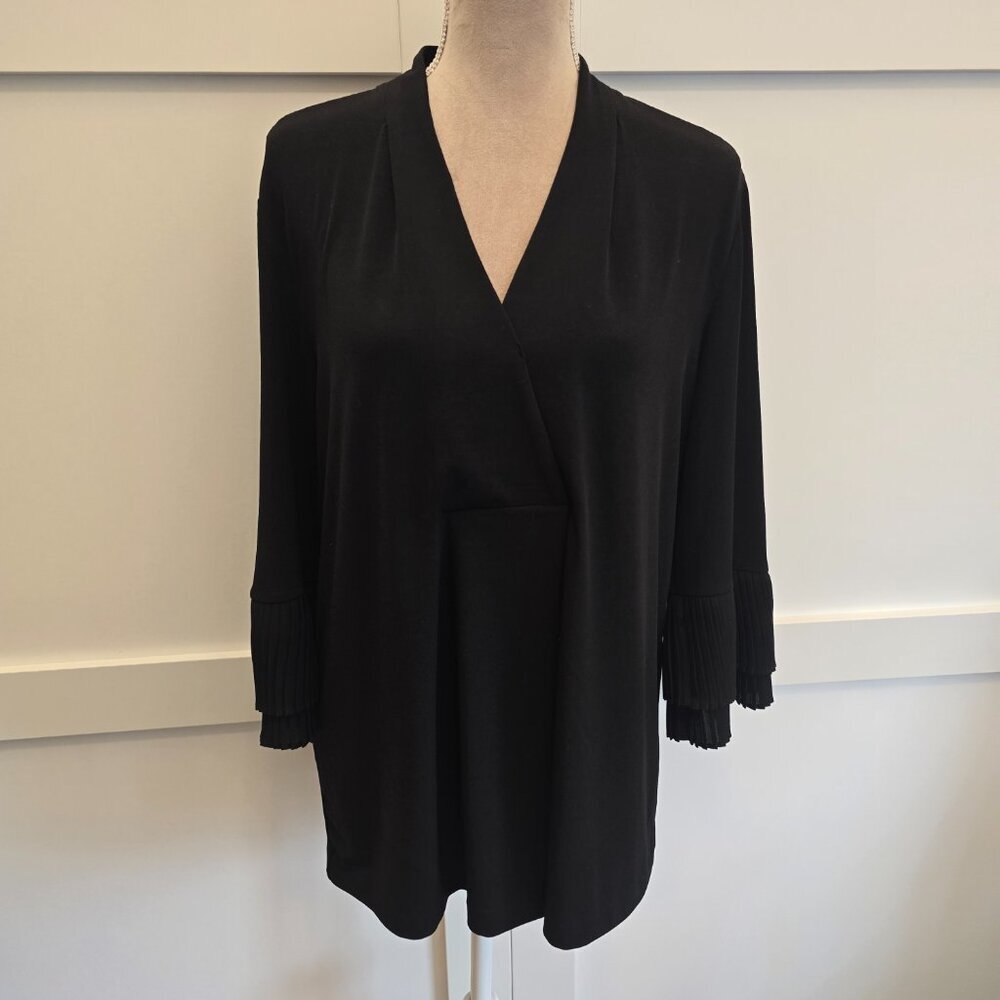 Chico's Black Label Pleat Cuff Top - Large - Black NWT - Picture 5 of 11